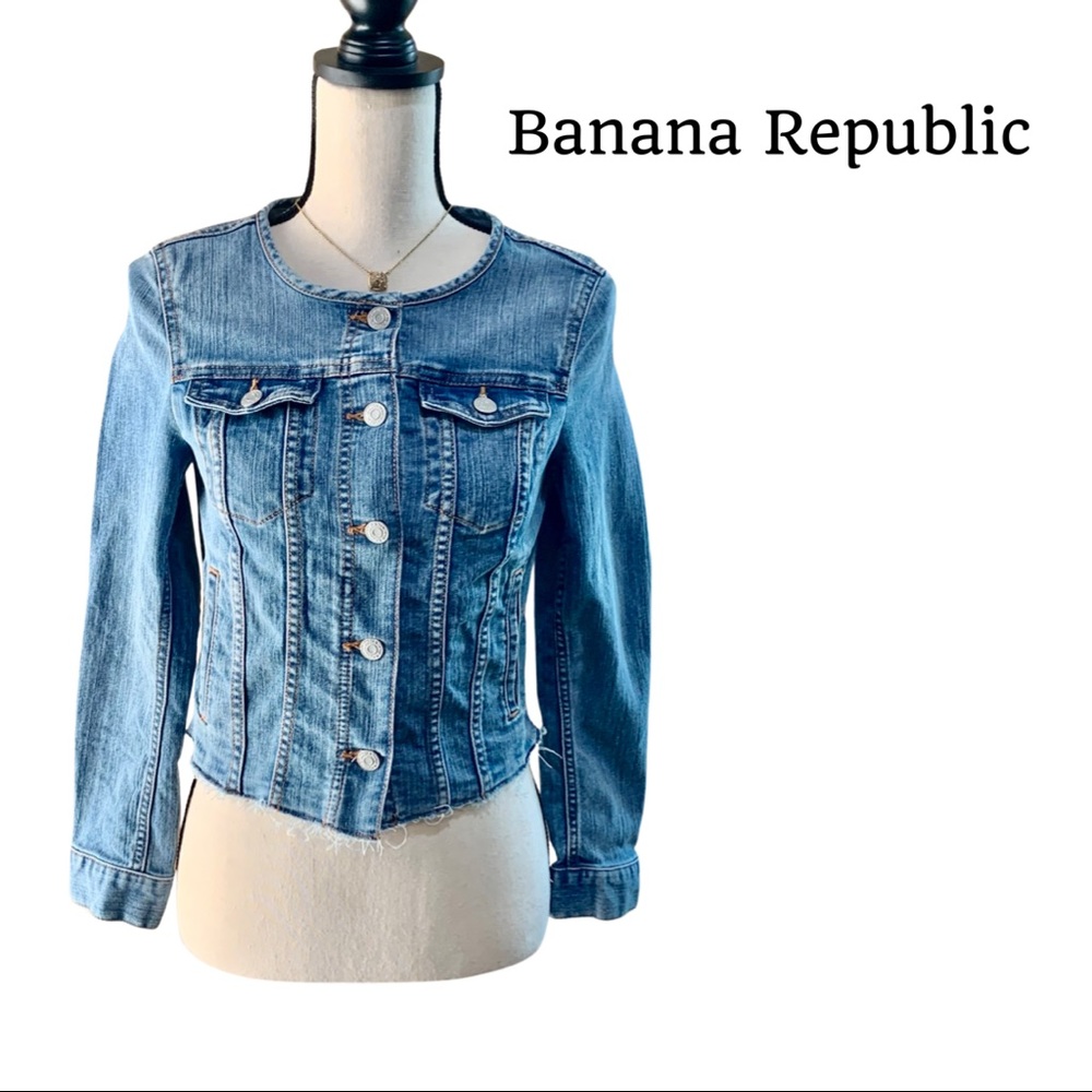 Adorable Banana Republic Cropped Denim Jacket-Like New! XSP
